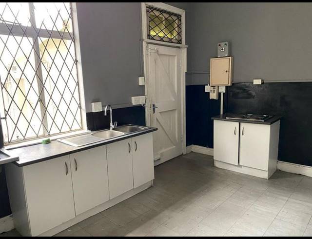 BUSINESS FOR SALE IN SOUTHERNWOOD